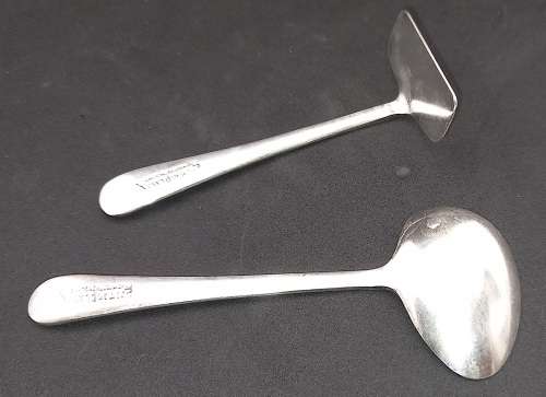 Vintage Yeoman Plate EPNS Child`s Spoon and Pusher set