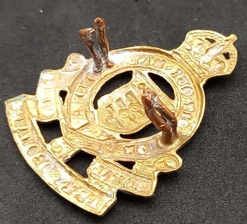 WW2 Royal Army Ordnance Corps RAOC Cap  Badge 33x26mm