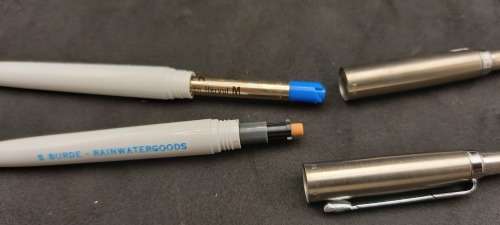 1990 Parker Pen and Pencil set (Branded) Ink is 0k- in good Condition in case