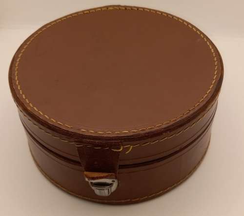 Vintage Genuine Leather Collar and Stud Box 87x185mm-Great condition