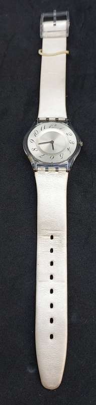 Pre-owned Ladies  Swiss Swatch quartz watch - Need a Battery -In Case (New OLD stock)
