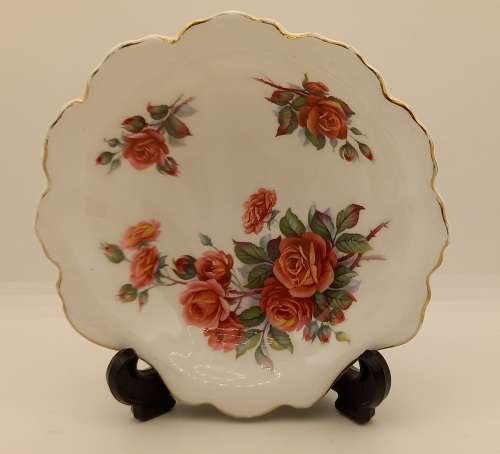 Vintage Royal Albert Centennial rose Bone China Shell Dish 30x130mm