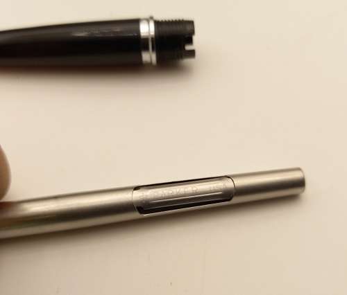 Vintage Parker 45 Flighter Fountain Pen with squeeze converter Made in the U.K in parker Case
