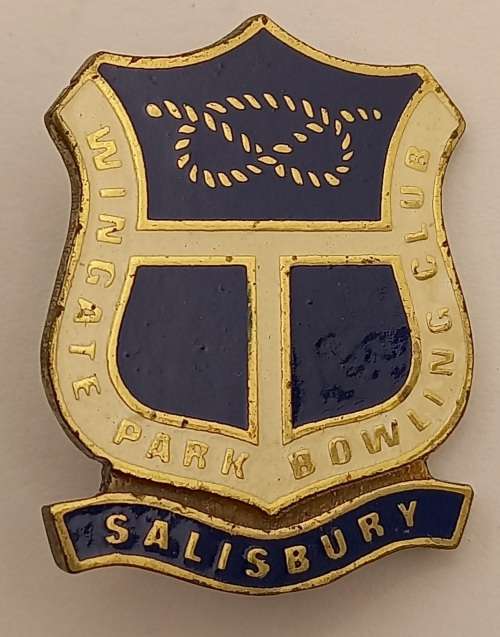Vintage Wingate Park Bowling Club Salisbury bowling Pin 25x31mm