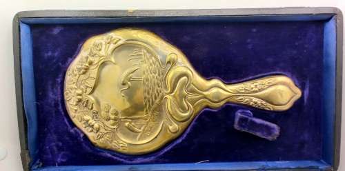 Antique Ladies Grooming set Boxed - Mirror & 4 Brushes -Brushes not in good shape- Used Condition
