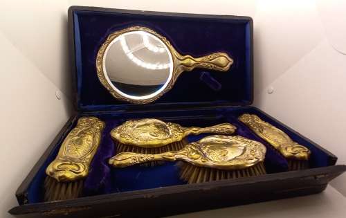Antique Ladies Grooming set Boxed - Mirror & 4 Brushes -Brushes not in good shape- Used Condition