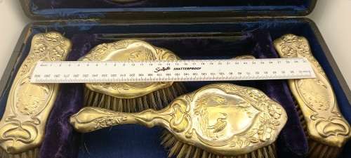 Antique Ladies Grooming set Boxed - Mirror & 4 Brushes -Brushes not in good shape- Used Condition