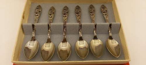 Vintage Nickel Silver Spoon set made in Holland - Boxed