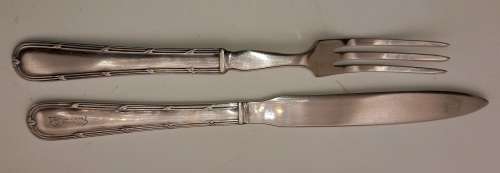12pc Antique/Vintage Yeoman Silver Plated  Fruit and Cake Cutlery set made in England - Boxed