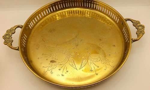 Vintage  Brass Tray 30x260x203mm with 6 Goblets  60x42mm