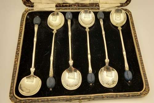 Antique or Vintage Silver Plate Coffee Bean Spoons EPNS made in England -Boxed 115mm
