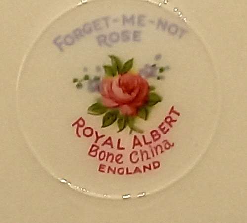 Vintage Royal Albert `Forget-Me-Not Rose` Bone China Saucer 140mm- England