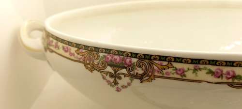 Vintage VICTORIA Czechoslovakia China Floral Tureen 200x380x220mm