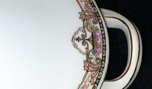 Vintage VICTORIA Czechoslovakia China Floral Tureen 200x380x220mm