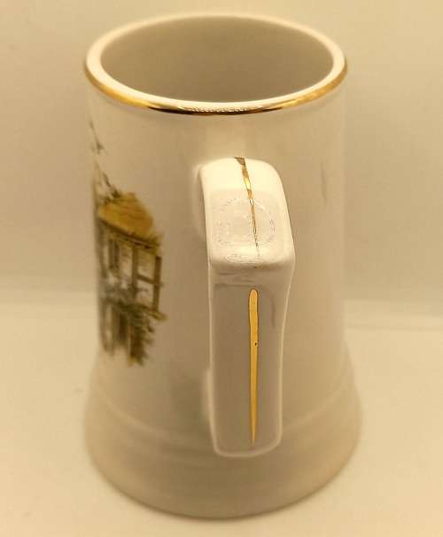 Vintage Mug by Weatherby Royal Falcon Stroke-on Trent England 145x130x100mm