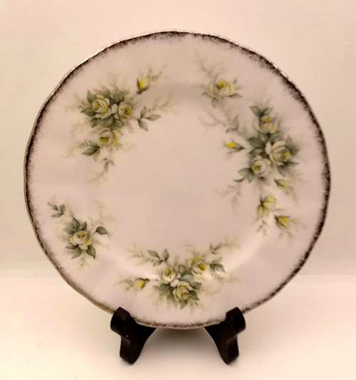 Vintage PARAGON "First love" Trio Stroke-on-Trent,By appointment to The Queen - 5 available