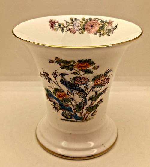 Vintage Wedgwood Bone China Vase KUTANI CRANE made in England 90x90mm