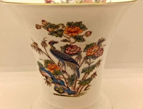 Vintage Wedgwood Bone China Vase KUTANI CRANE made in England 90x90mm