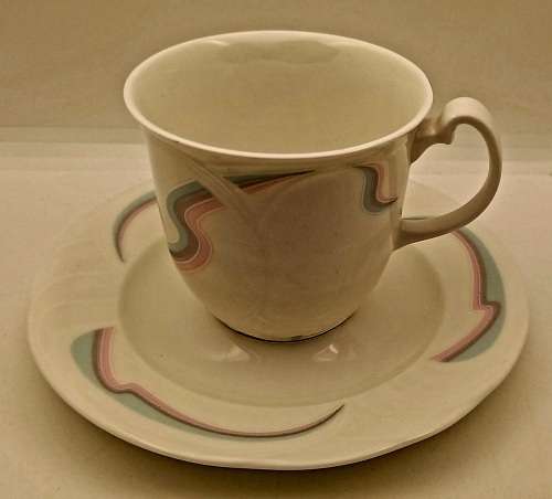 Vintage 1986 Royal Albert Bone China HORIZONS Aurora series Tea Duo -(Cup has black marks)