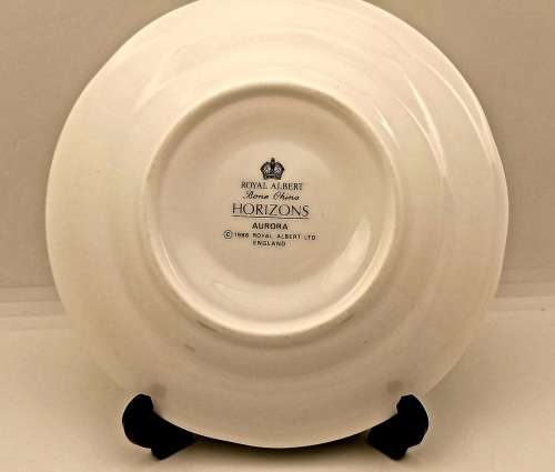 Vintage 1986 Royal Albert Bone China HORIZONS Aurora series Tea Saucer