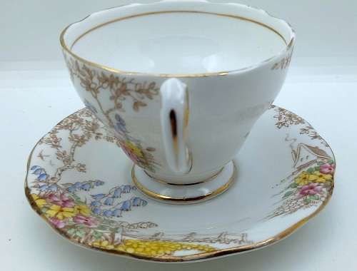 Vintage Bell 'Memories' Duo -Fine Bone China made in England