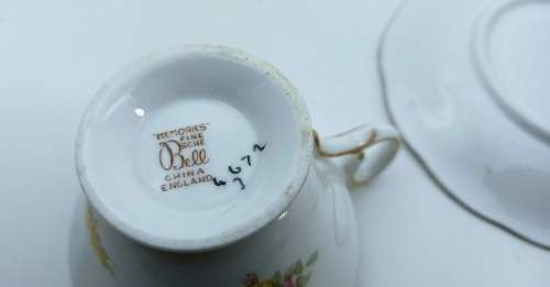 Vintage Bell 'Memories' Duo -Fine Bone China made in England