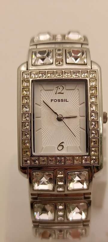 Pre-owned Ladies F2 Fossil ES-1512 110804  watch with original strap- WORKING and in great condition
