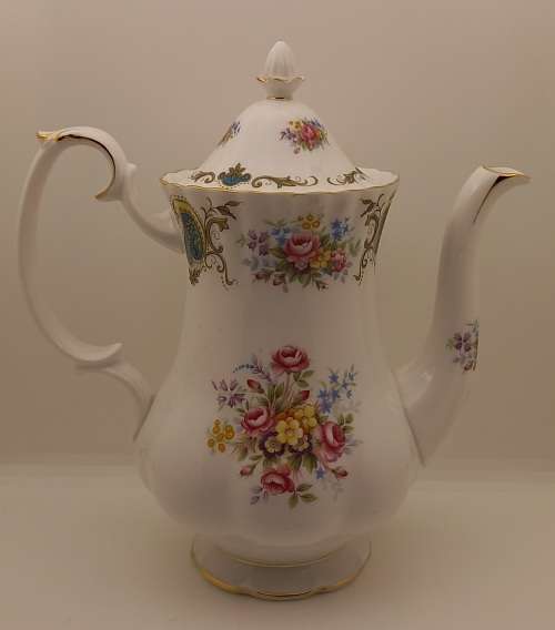 Vintage Royal Albert Berkeley Coffee pot (No Damage)