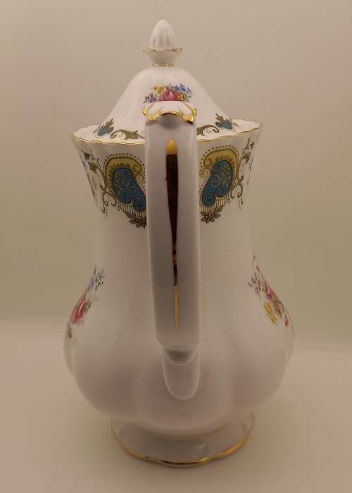 Vintage Royal Albert Berkeley Coffee pot (No Damage)