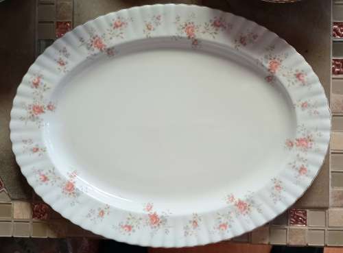 Vintage Royal Albert  `Peach Rose` Large Oval  Meat Platter 413x315mm