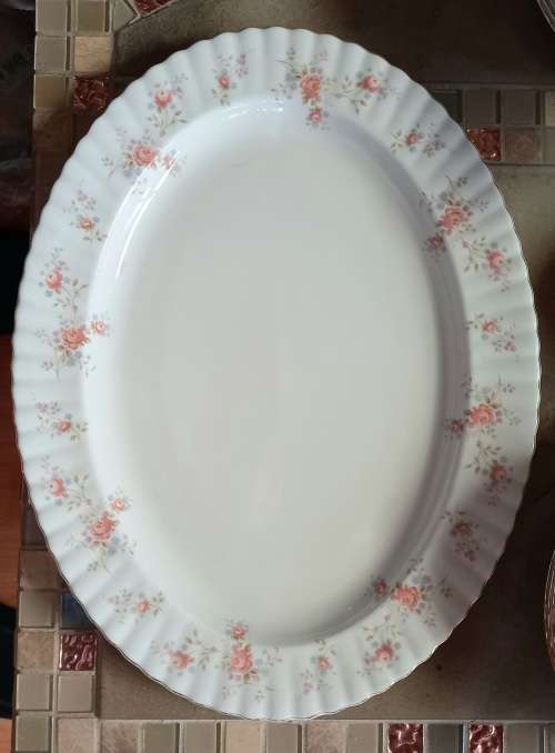Vintage Royal Albert  `Peach Rose` Large Oval  Meat Platter 413x315mm