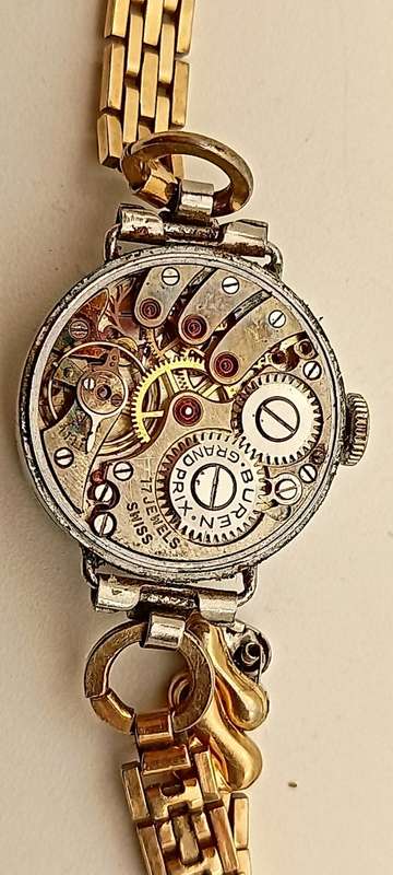 Vintage Buren Grand Prix Swiss Ladies watch 17 Jewels Working strap broken Mechanical movement