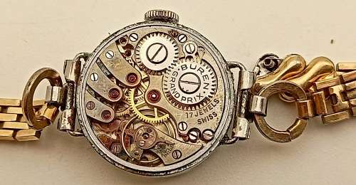 Vintage Buren Grand Prix Swiss Ladies watch 17 Jewels Working strap broken Mechanical movement