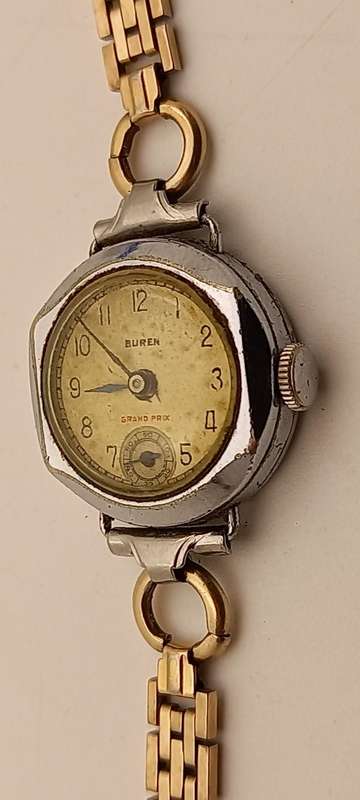 Vintage Buren Grand Prix Swiss Ladies watch 17 Jewels Working strap broken Mechanical movement