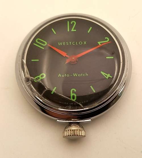 1960's  Magnetic Westclox Auto-watch (Dashboard Watch) made Canada Working (Lens broken)