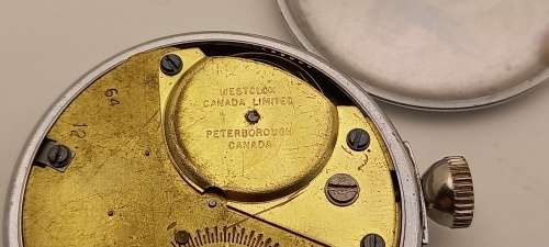 1960's  Magnetic Westclox Auto-watch (Dashboard Watch) made Canada Working (Lens broken)