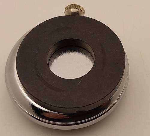 1960's  Magnetic Westclox Auto-watch (Dashboard Watch) made Canada Working (Lens broken)