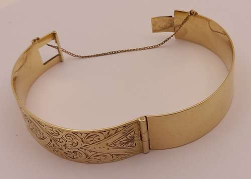Vintage S&P Bangle 9ct Gold with Solid Metal Core  6,5cm Diameter x1,5cm wide