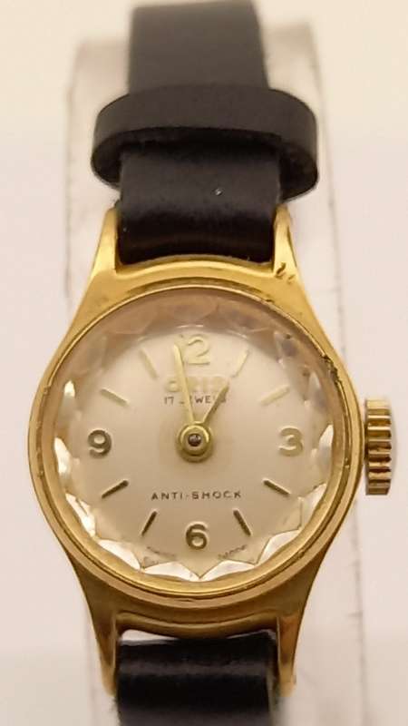 Vintage Ladies Oris Mechanical watch 17 Jewels -Not Working