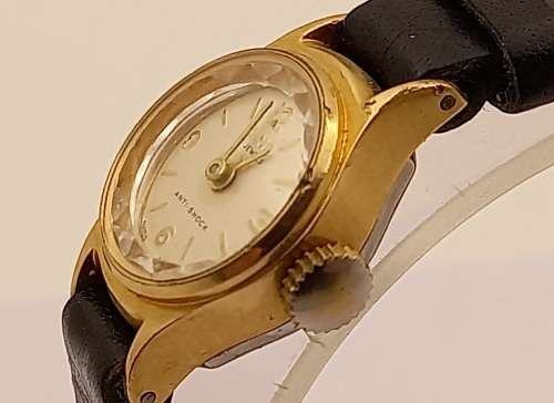 Vintage Ladies Oris Mechanical watch 17 Jewels -Not Working