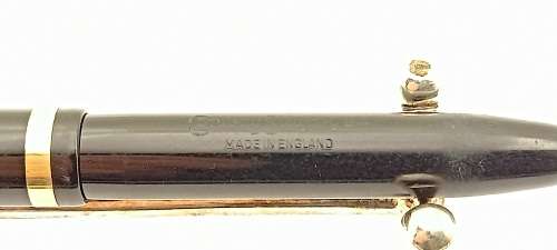 Vintage 1950's Conway Stewart 84 Black Fountain Pen 14kt gold nib .. see photos