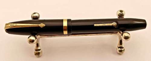 Vintage 1950's Conway Stewart 84 Black Fountain Pen 14kt gold nib .. see photos