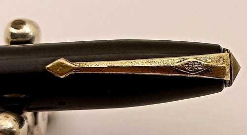 Vintage 1950's Conway Stewart 84 Black Fountain Pen 14kt gold nib .. see photos