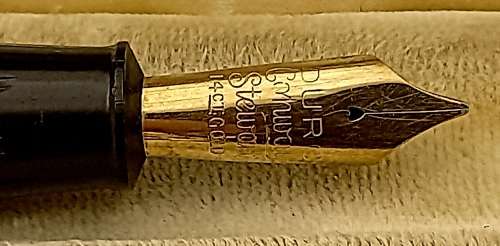 Vintage  Conway Stewart 60  Fountain Pen 14kt gold nib ..Need Ink sac -  see photos
