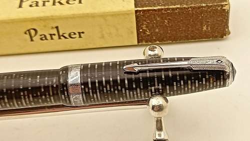 1930s Vintage PARKER VACUMATIC FOUNTAIN PEN in original box - USA( Ink tested )