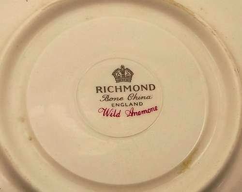 Vintage RICHMOND 'WILD ANEMONE' Bone China Tea Trio Made in England (6 Available)