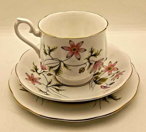 Vintage RICHMOND 'WILD ANEMONE' Bone China Tea Trio Made in England (6 Available)