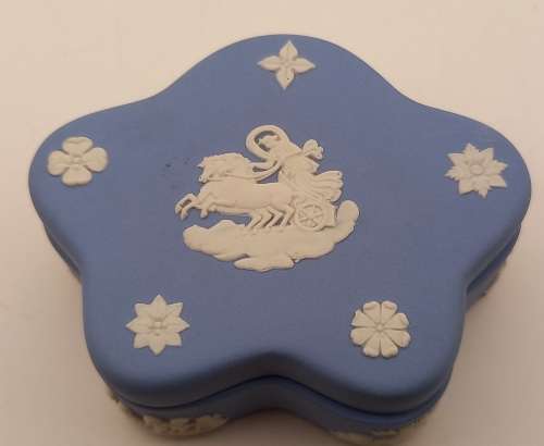 Vintage Blue `Wedgwood` Jasperware Trinket Box with Lid  35x95x80mm