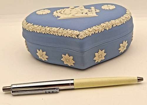 Vintage Blue `Wedgwood` Jasperware Trinket Box with Lid  45x130x95mm