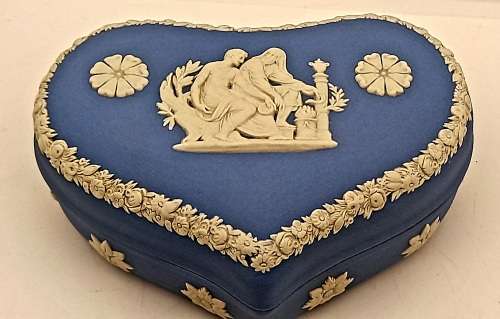 Vintage Blue `Wedgwood` Jasperware Trinket Box with Lid  45x130x95mm